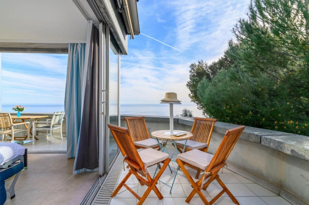 Air-Conditioned Apartment With Sea View Furnished Terrace & Parking カップダイユ エクステリア 写真